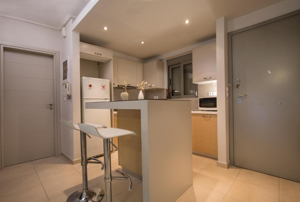 Lovely New Βuild Flat Near Metro - Free Parking Athena Bagian luar foto