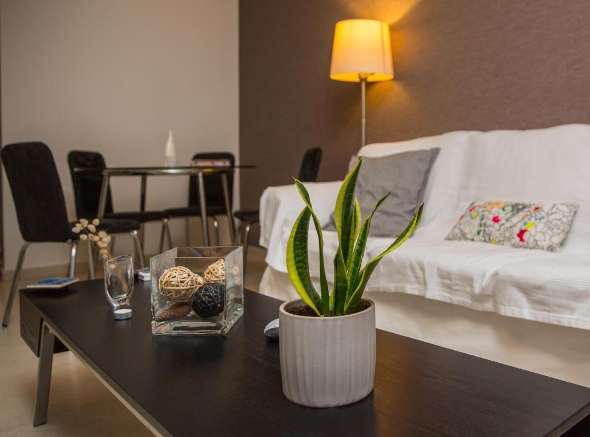 Lovely New Βuild Flat Near Metro - Free Parking Athena Bagian luar foto