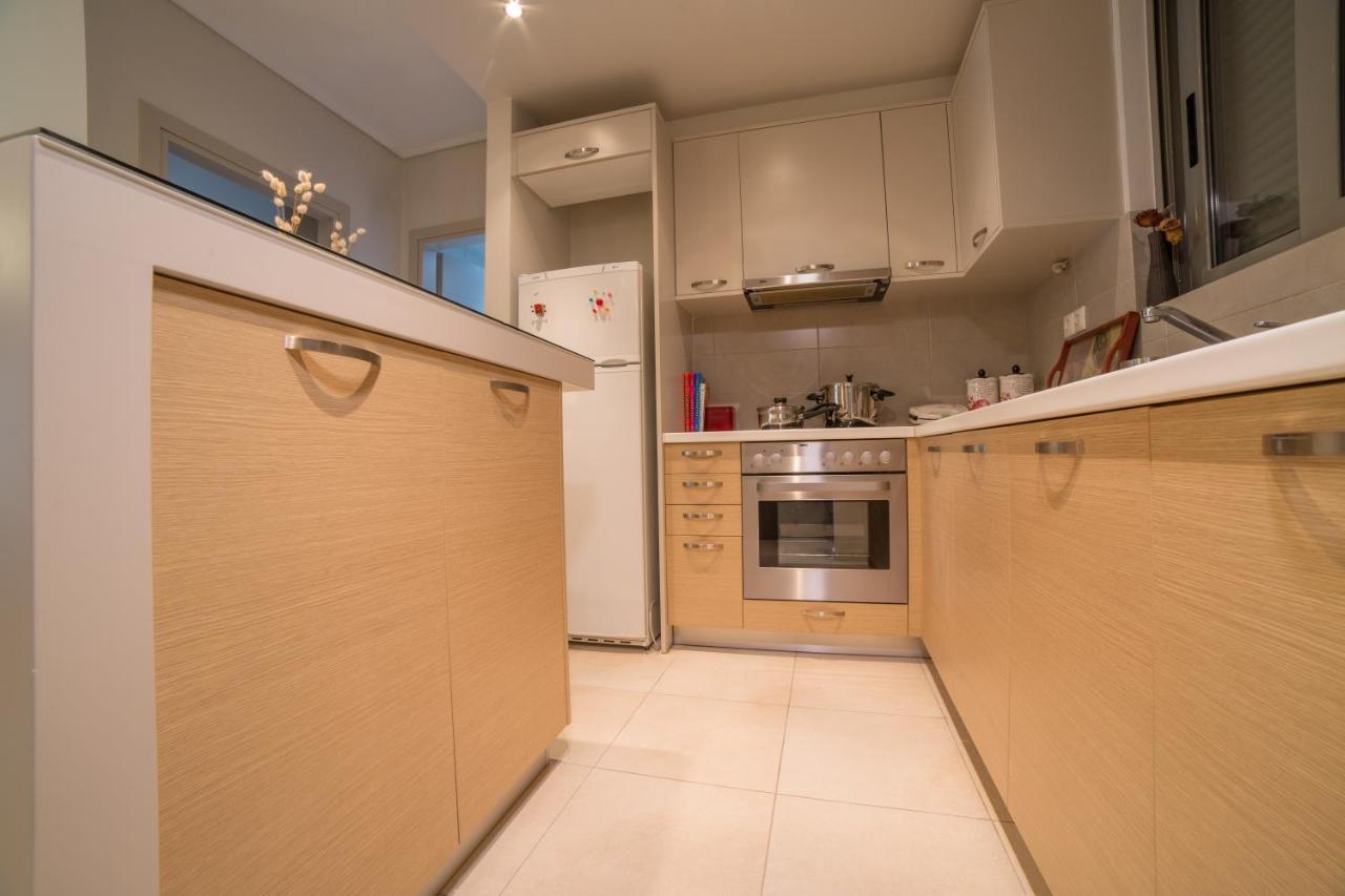 Lovely New Βuild Flat Near Metro - Free Parking Athena Bagian luar foto