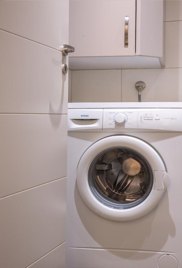 Lovely New Βuild Flat Near Metro - Free Parking Athena Bagian luar foto