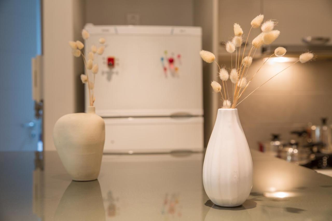 Lovely New Βuild Flat Near Metro - Free Parking Athena Bagian luar foto